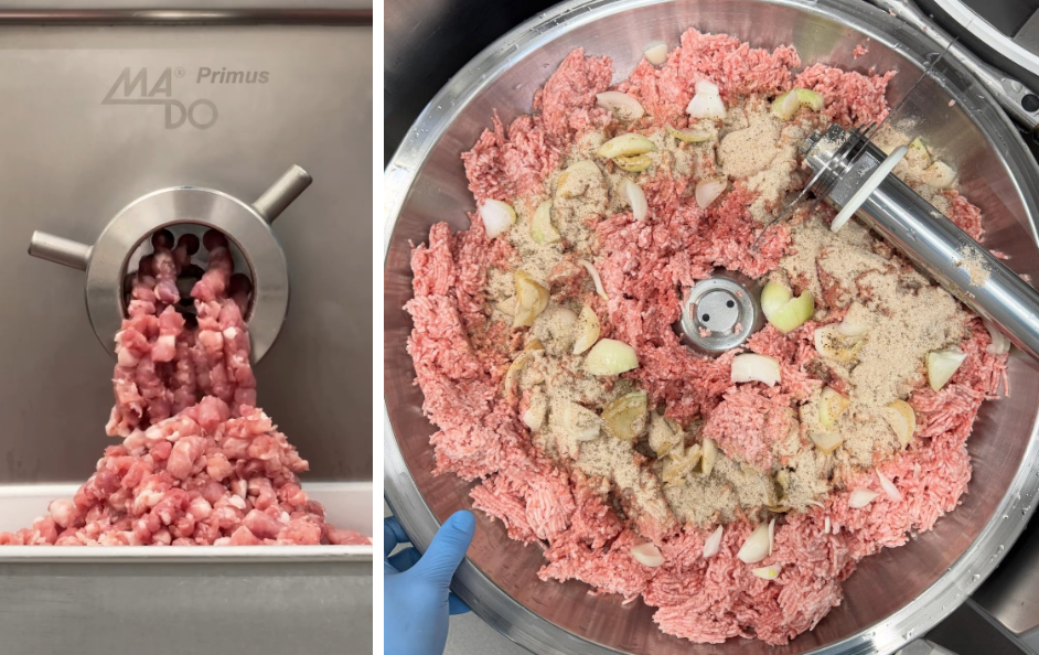 マイスター仕様の機械で豚肉を粗挽きにする様子（左）と、挽き肉に厳選したスパイスやタマネギを混ぜ合わせる工程（右）